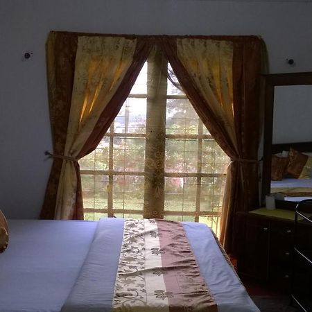 Srihelyes Inn Nuwara Eliya Exterior photo