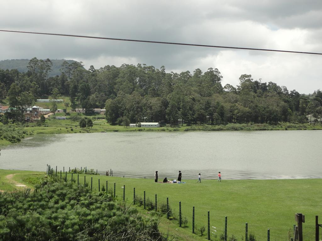 Srihelyes Inn Nuwara Eliya Exterior photo