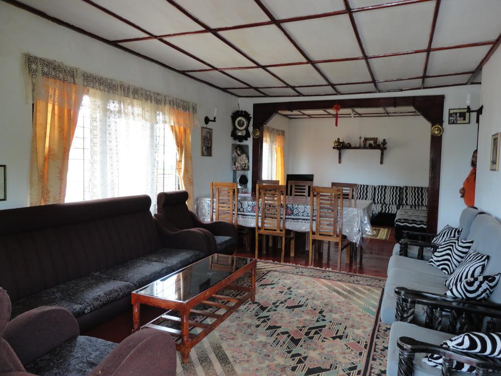 Srihelyes Inn Nuwara Eliya Exterior photo