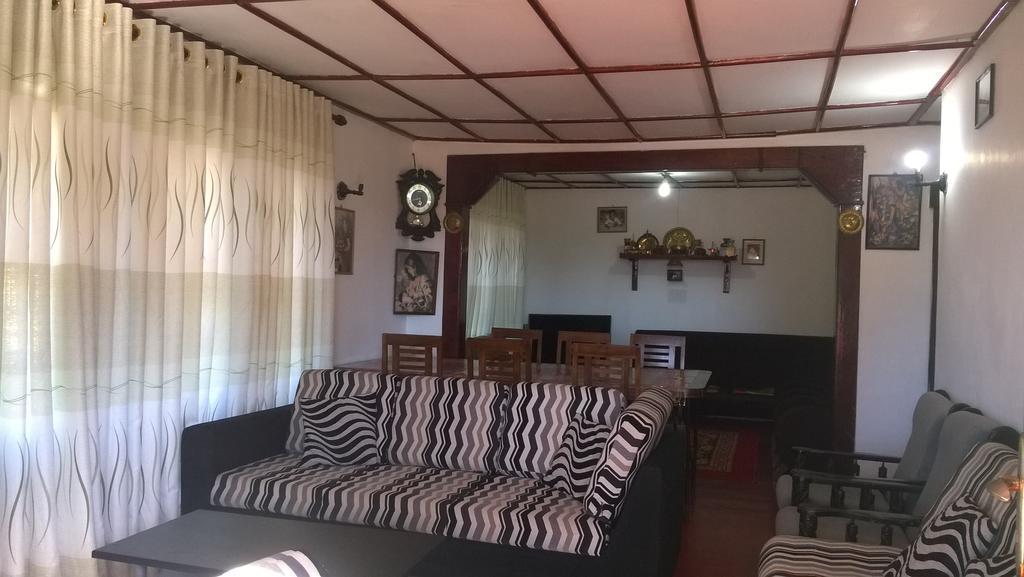 Srihelyes Inn Nuwara Eliya Exterior photo