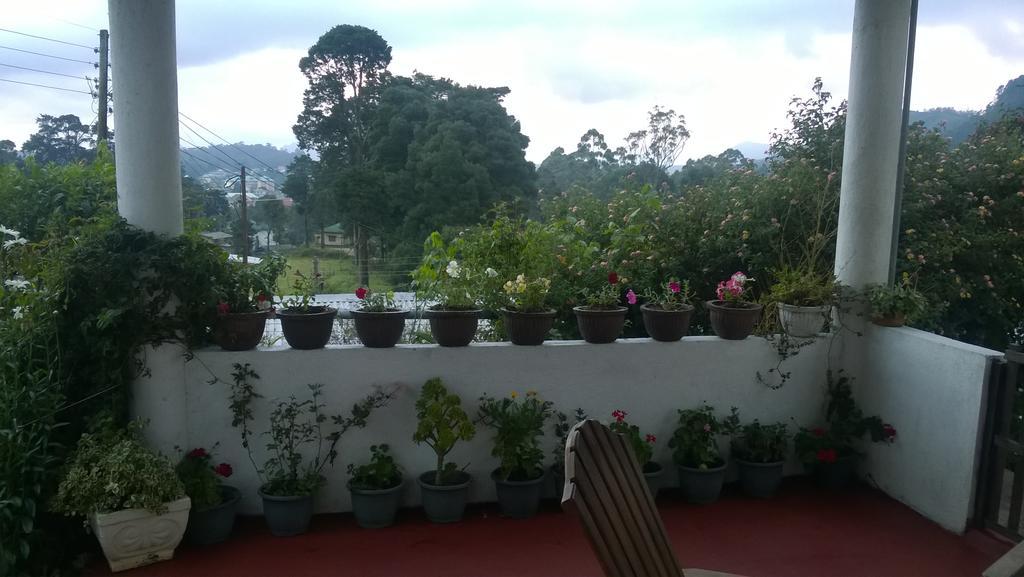 Srihelyes Inn Nuwara Eliya Exterior photo